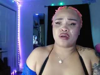 CINNAMON B.'s Live Sex Cam Show