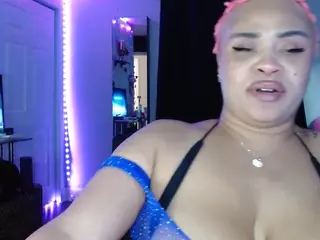 CINNAMON B.'s Live Sex Cam Show