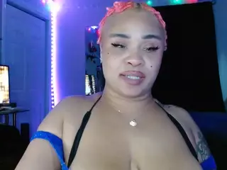 CINNAMON B.'s Live Sex Cam Show