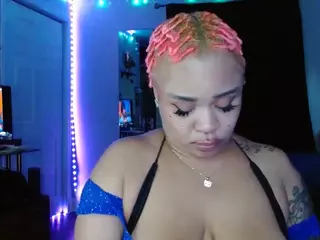 CINNAMON B.'s Live Sex Cam Show