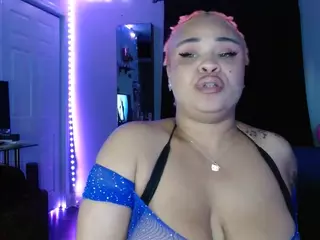 CINNAMON B.'s Live Sex Cam Show