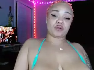 CINNAMON B.'s Live Sex Cam Show