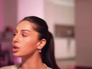 Adalline's Live Sex Cam Show