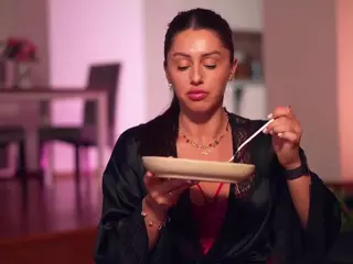 Adalline's Live Sex Cam Show