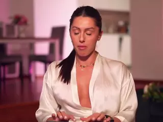 Adalline's Live Sex Cam Show