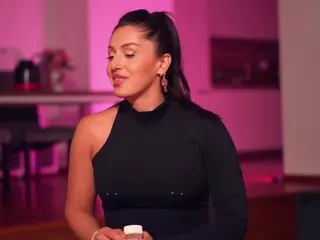 Adalline's Live Sex Cam Show
