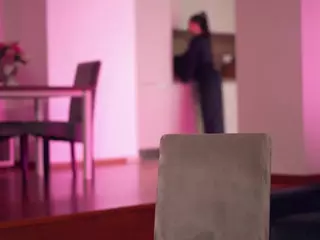 Adalline's Live Sex Cam Show