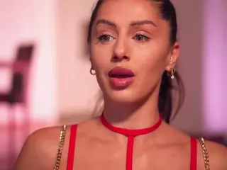 Adalline's Live Sex Cam Show