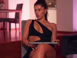 Adalline's Live Sex Cam Show