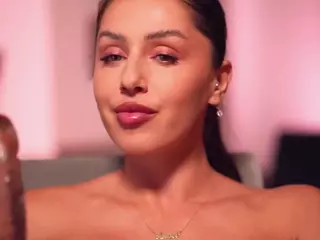 Adalline's Live Sex Cam Show