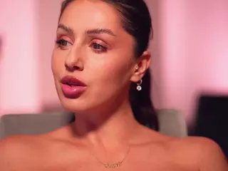 Adalline's Live Sex Cam Show