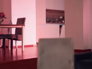 Adalline's Live Sex Cam Show