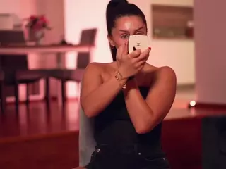 Adalline's Live Sex Cam Show