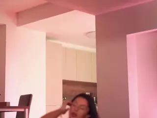 Adalline's Live Sex Cam Show