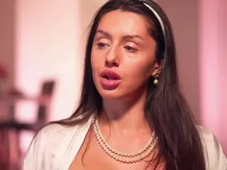 Adalline's Live Sex Cam Show