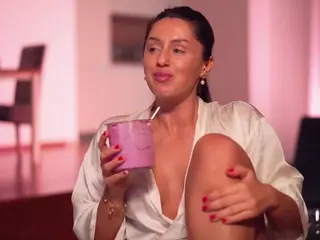 Adalline's Live Sex Cam Show