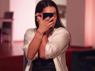 Adalline's Live Sex Cam Show
