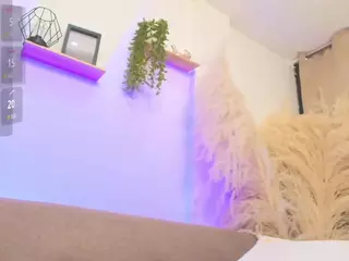 LiindaEvans's Live Sex Cam Show