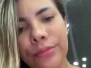 LiindaEvans's Live Sex Cam Show