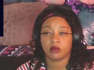 Universal Beauty's Live Sex Cam Show