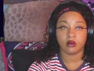 Universal Beauty's Live Sex Cam Show