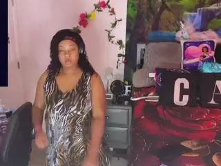 Universal Beauty's Live Sex Cam Show