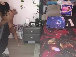 Universal Beauty's Live Sex Cam Show