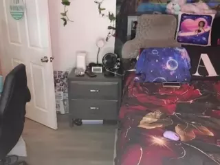 Universal Beauty's Live Sex Cam Show