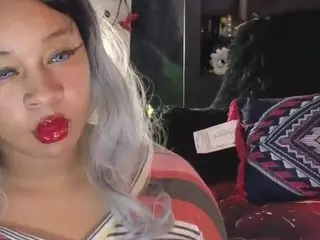 Universal Beauty's Live Sex Cam Show