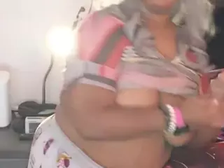 Universal Beauty's Live Sex Cam Show