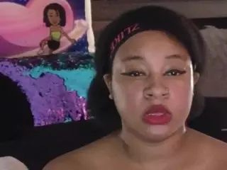 Universal Beauty's Live Sex Cam Show