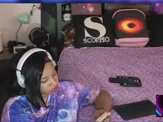 Universal Beauty's Live Sex Cam Show