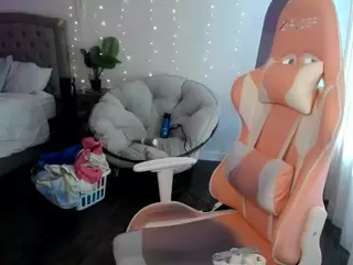 michelle maddix's Live Sex Cam Show