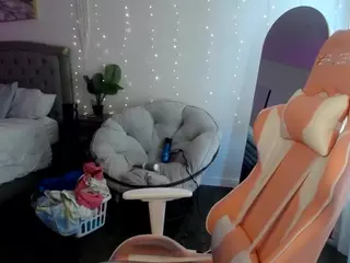 michelle maddix's Live Sex Cam Show
