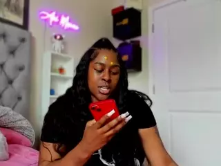 Sweet-tooth's Live Sex Cam Show