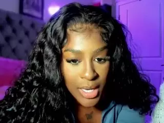 Sweet-tooth's Live Sex Cam Show