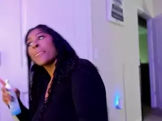 Sweet-tooth's Live Sex Cam Show