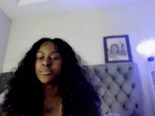 Sweet-tooth's Live Sex Cam Show