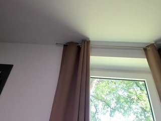 Live cam show with BustyNatascha