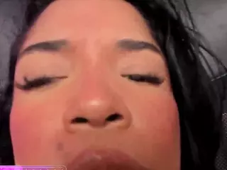 AlaiaSweet's Live Sex Cam Show