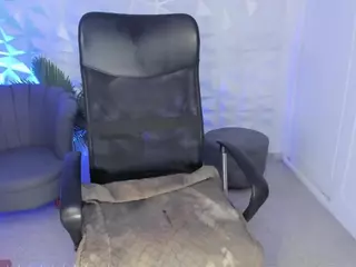 AlaiaSweet's Live Sex Cam Show