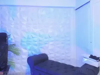 AlaiaSweet's Live Sex Cam Show
