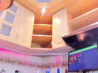 kloeass's Live Sex Cam Show