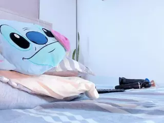 kloeass's Live Sex Cam Show