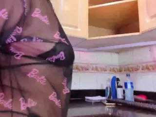 kloeass's Live Sex Cam Show