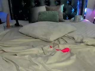 Mandy Kay's Live Sex Cam Show