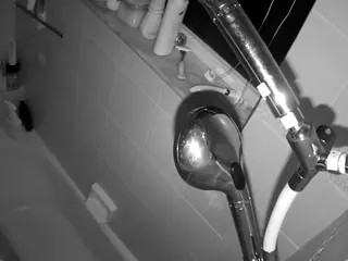 voyeurcam charleys bathroom's Live Sex Cam Show