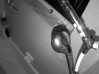 voyeurcam charleys bathroom's Live Sex Cam Show
