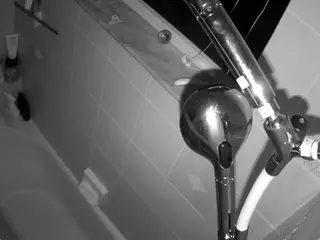 voyeurcam charleys bathroom's Live Sex Cam Show