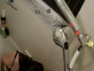 voyeurcam charleys bathroom's Live Sex Cam Show